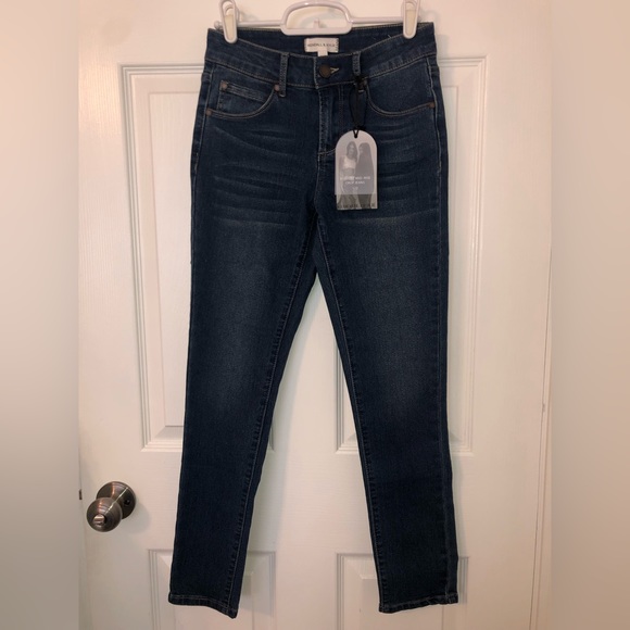 Kendall & Kylie cropped jeans - Picture 2 of 8